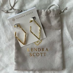 Rylan Small Hoop Earrings - Gold